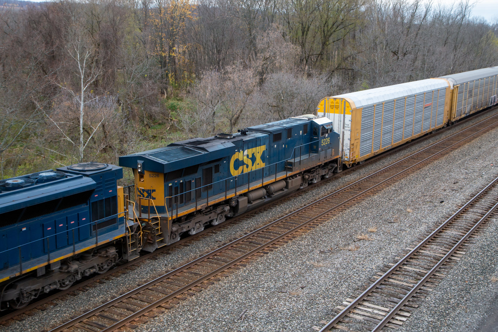 CSXT 5226