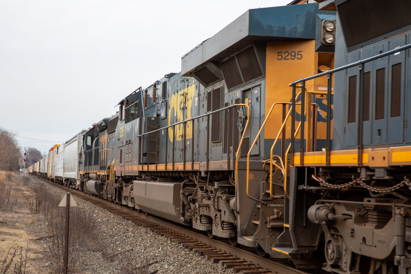 CSXT 5295