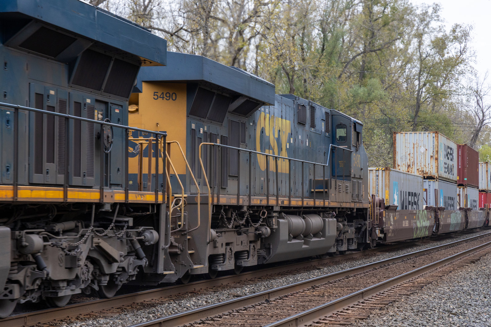 CSXT 5490
