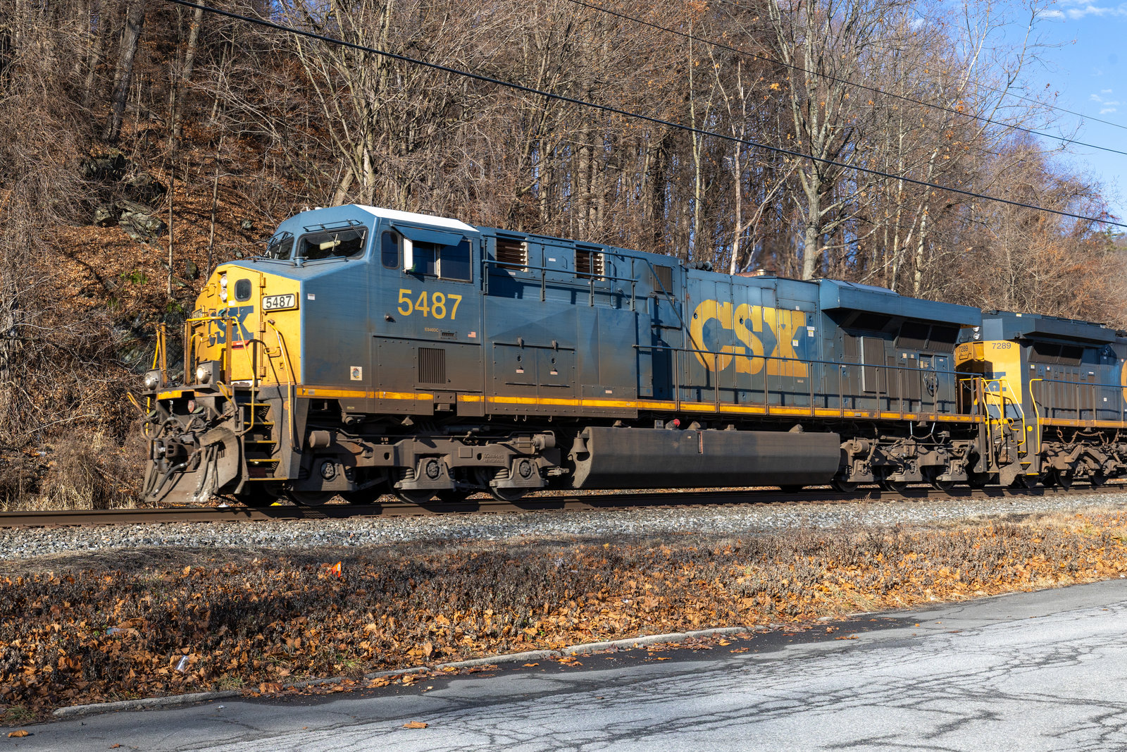 CSXT 5487