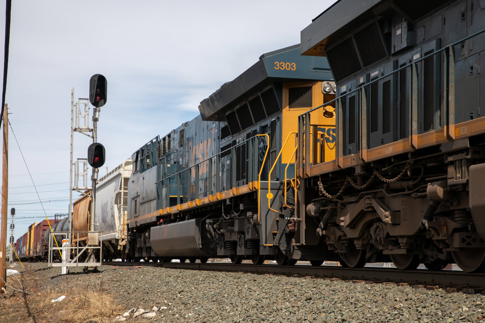 CSXT 3303