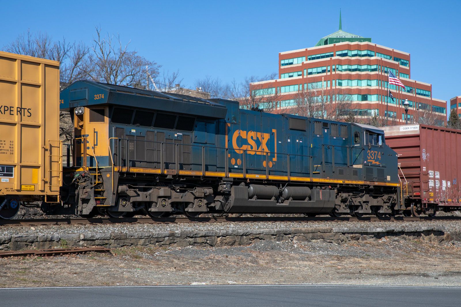 CSXT 3374