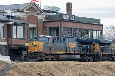CSXT 3330