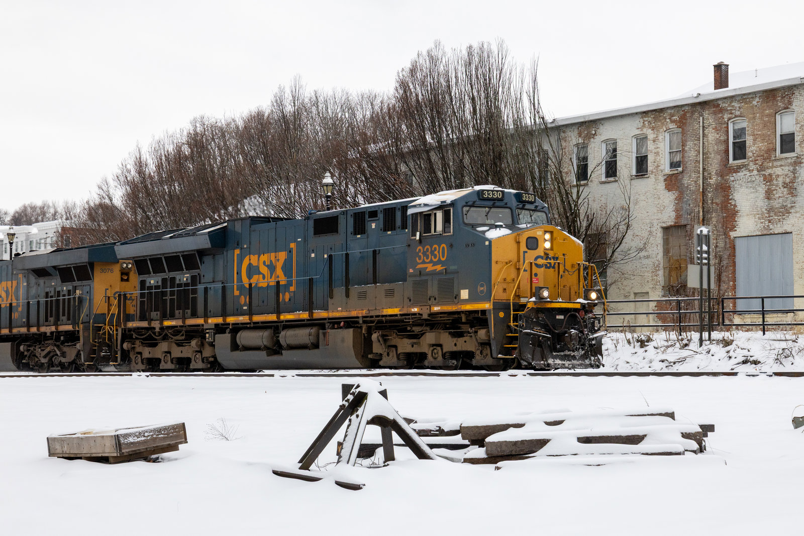 CSXT 3330