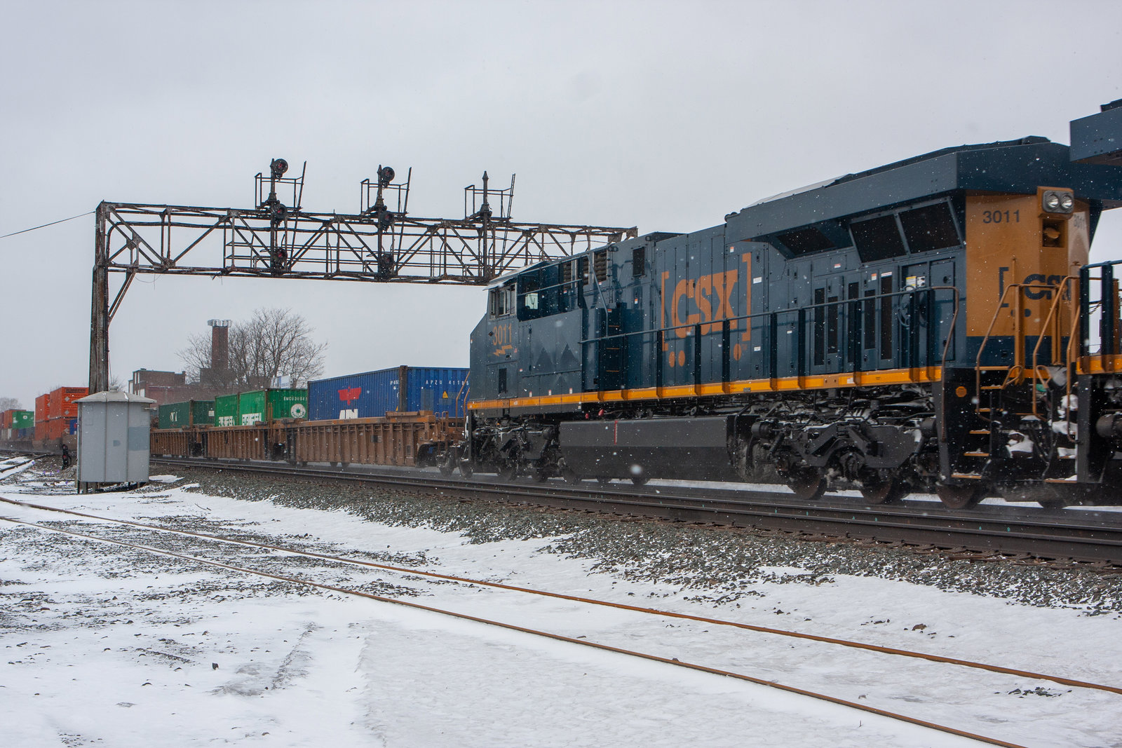 CSXT 3011