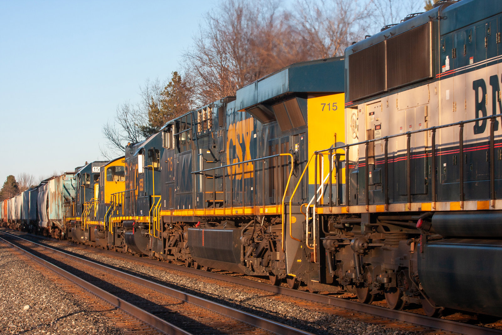 CSXT 715