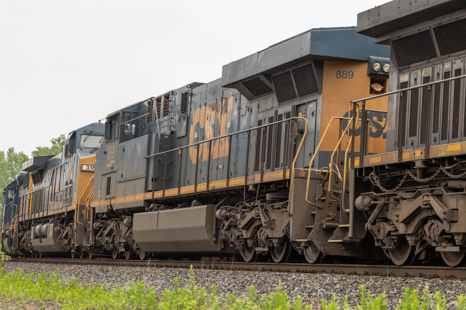 CSXT 889