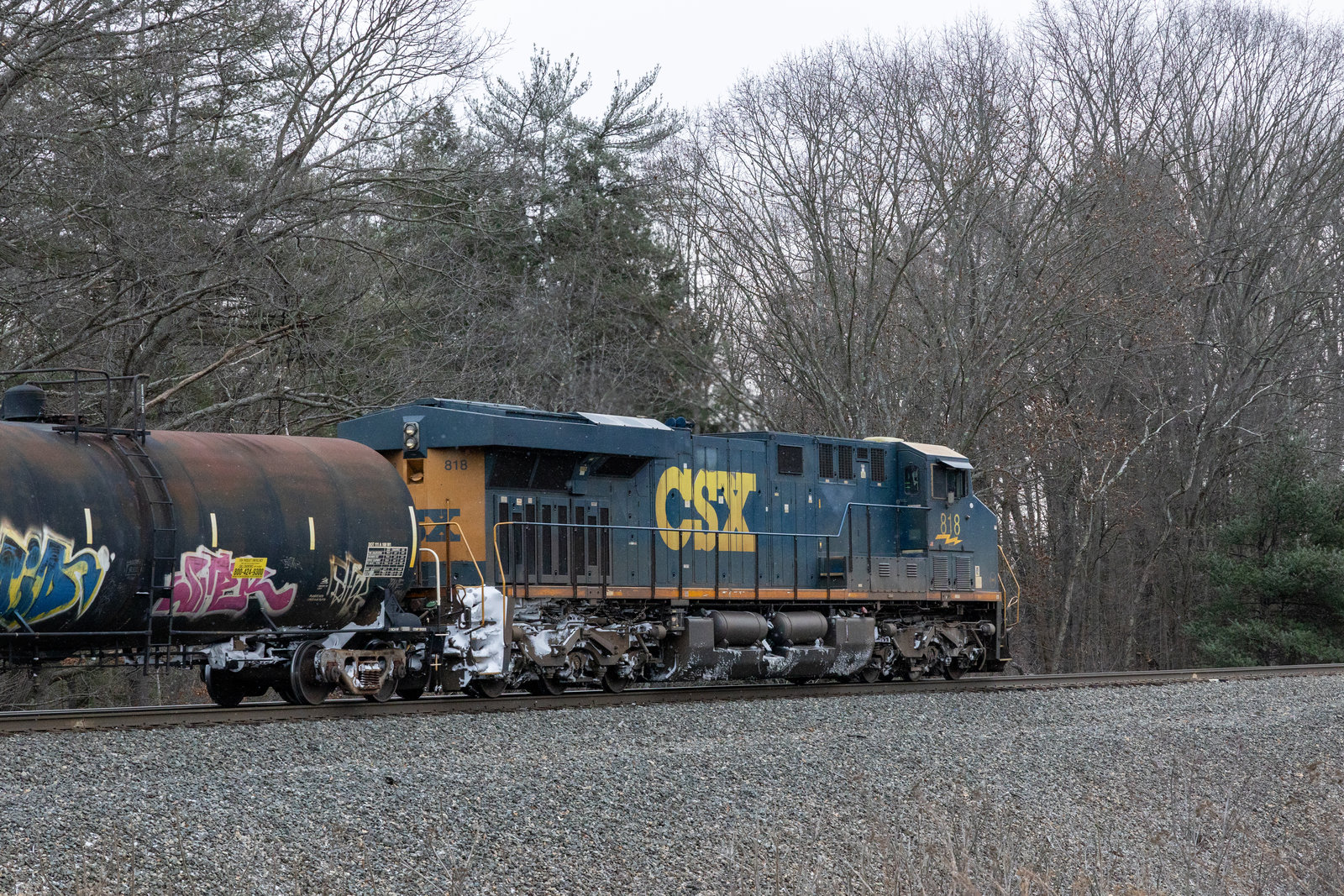 CSXT 818