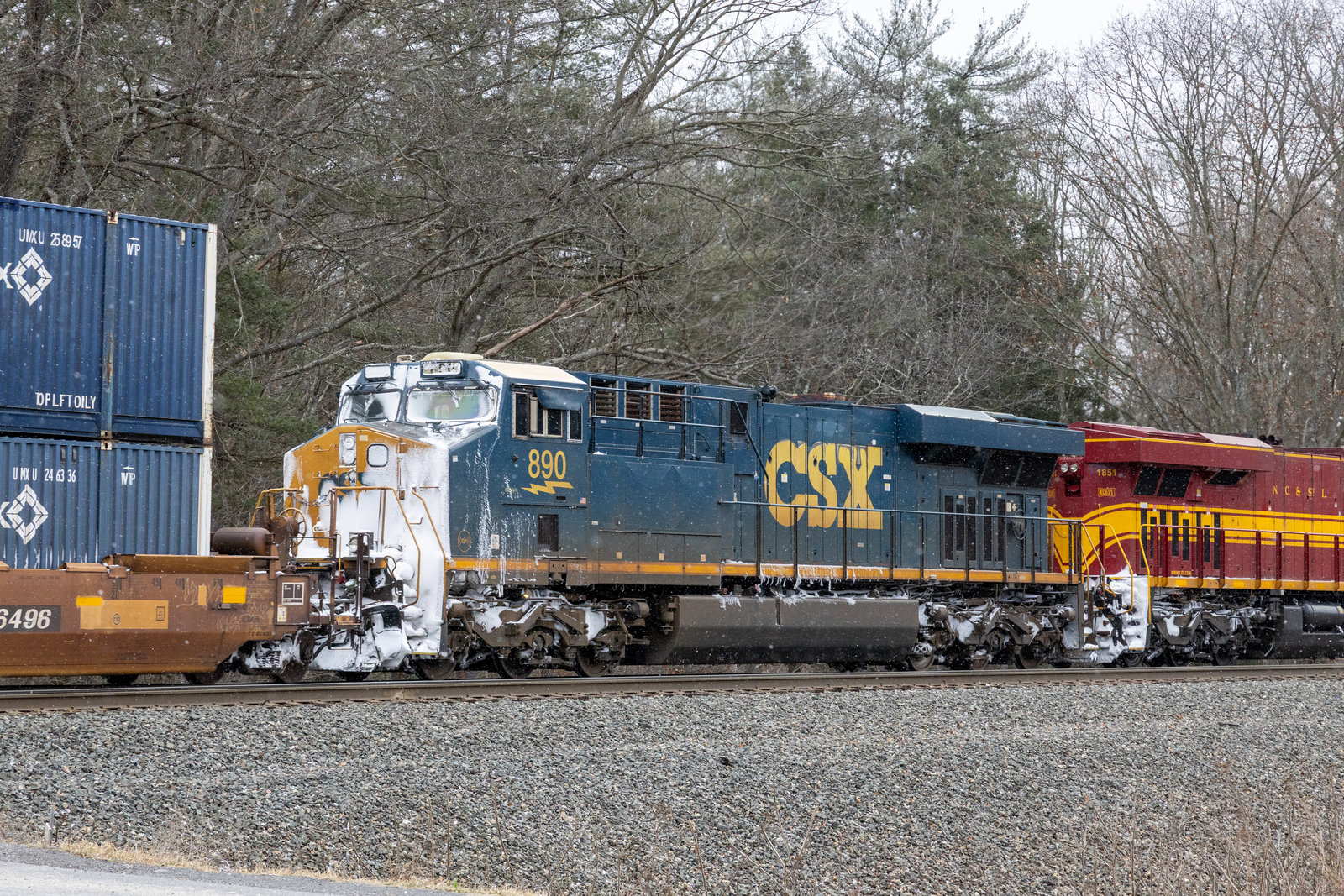 CSXT 890