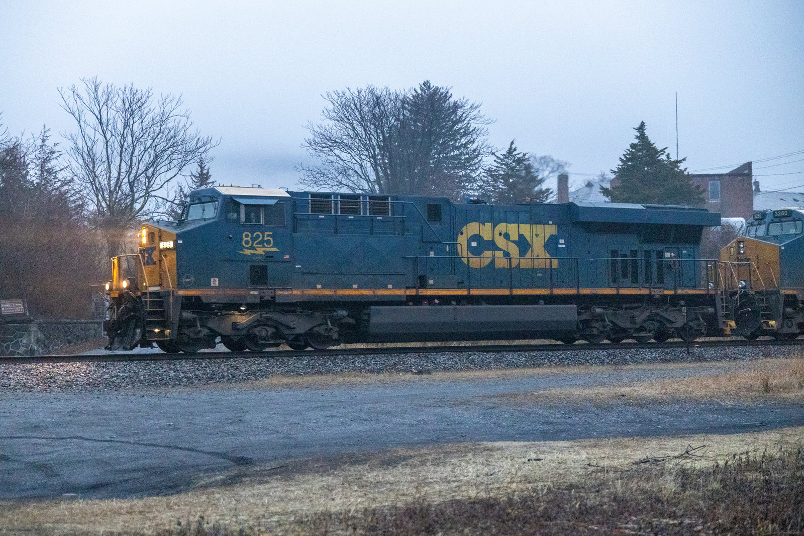 CSXT 825