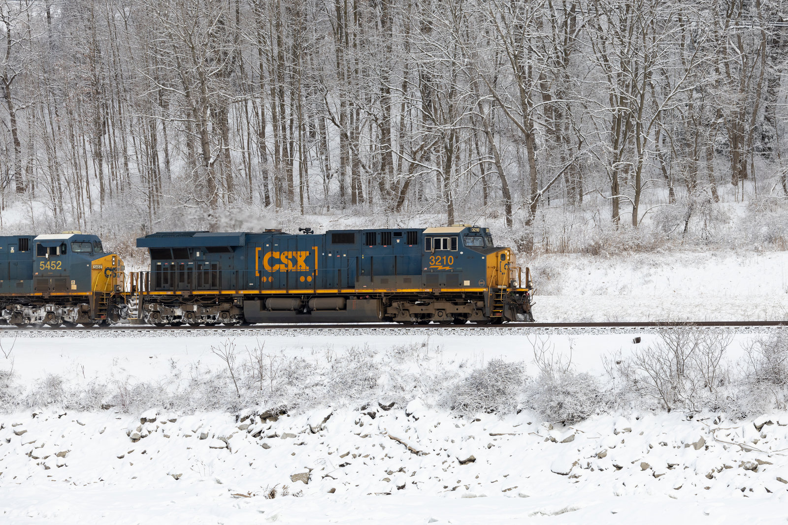 CSXT 3210