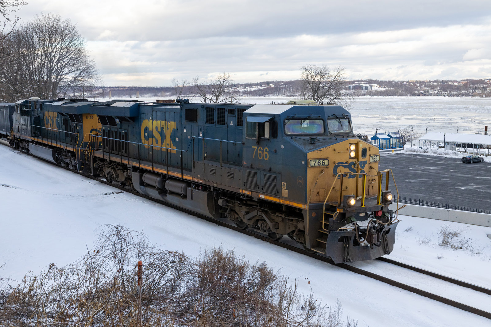 CSXT 766
