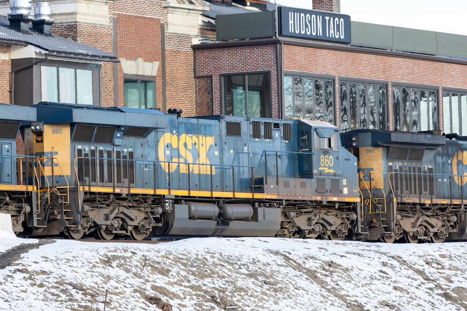 CSXT 860