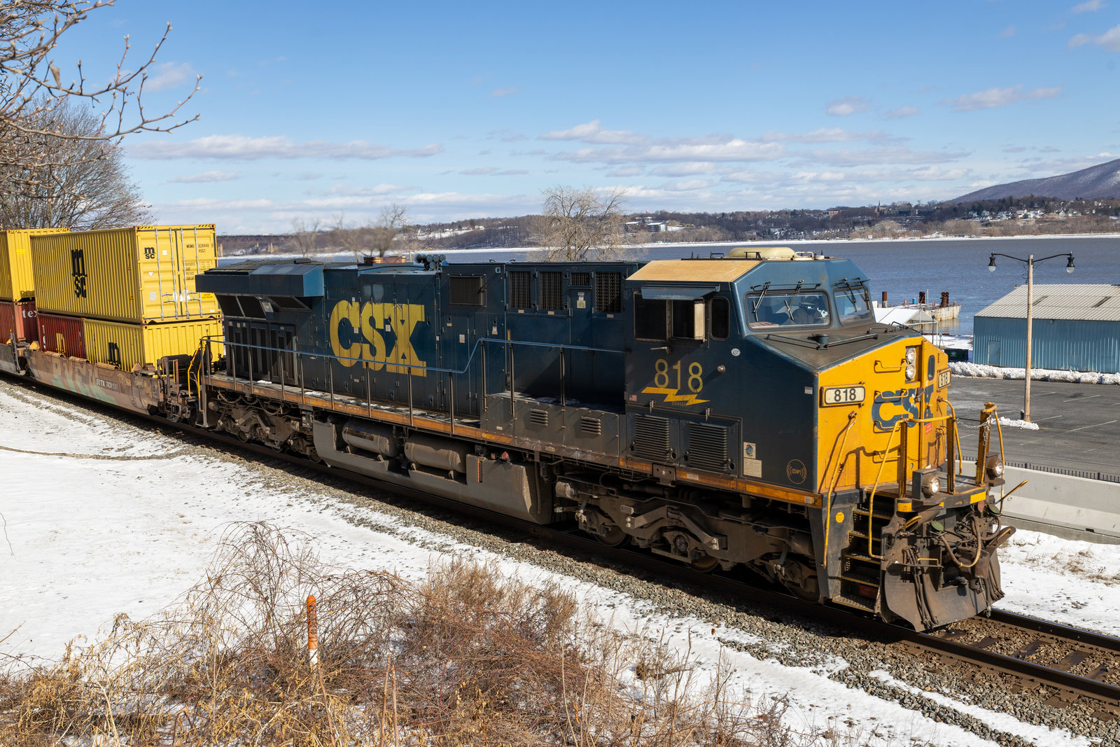 CSXT 818