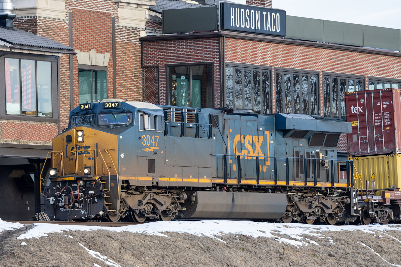 CSXT 3047