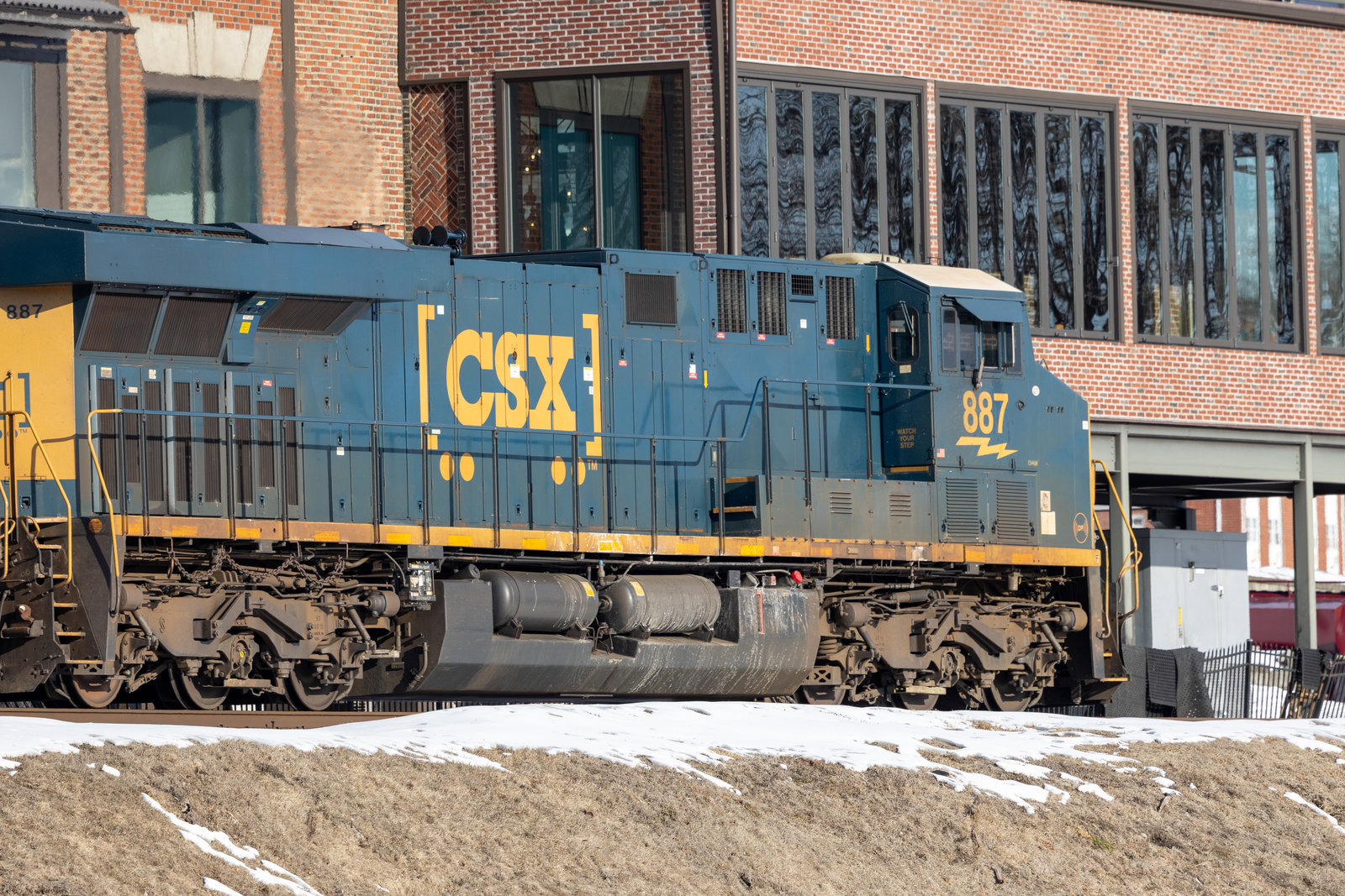 CSXT 887