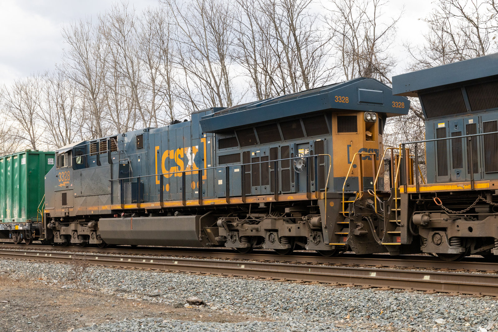 CSXT 3328
