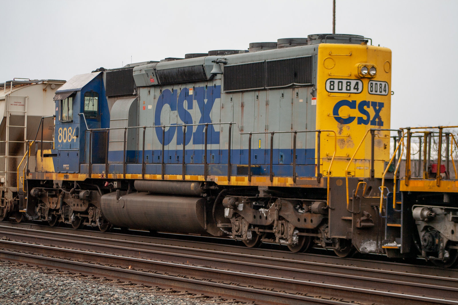 CSXT 8084
