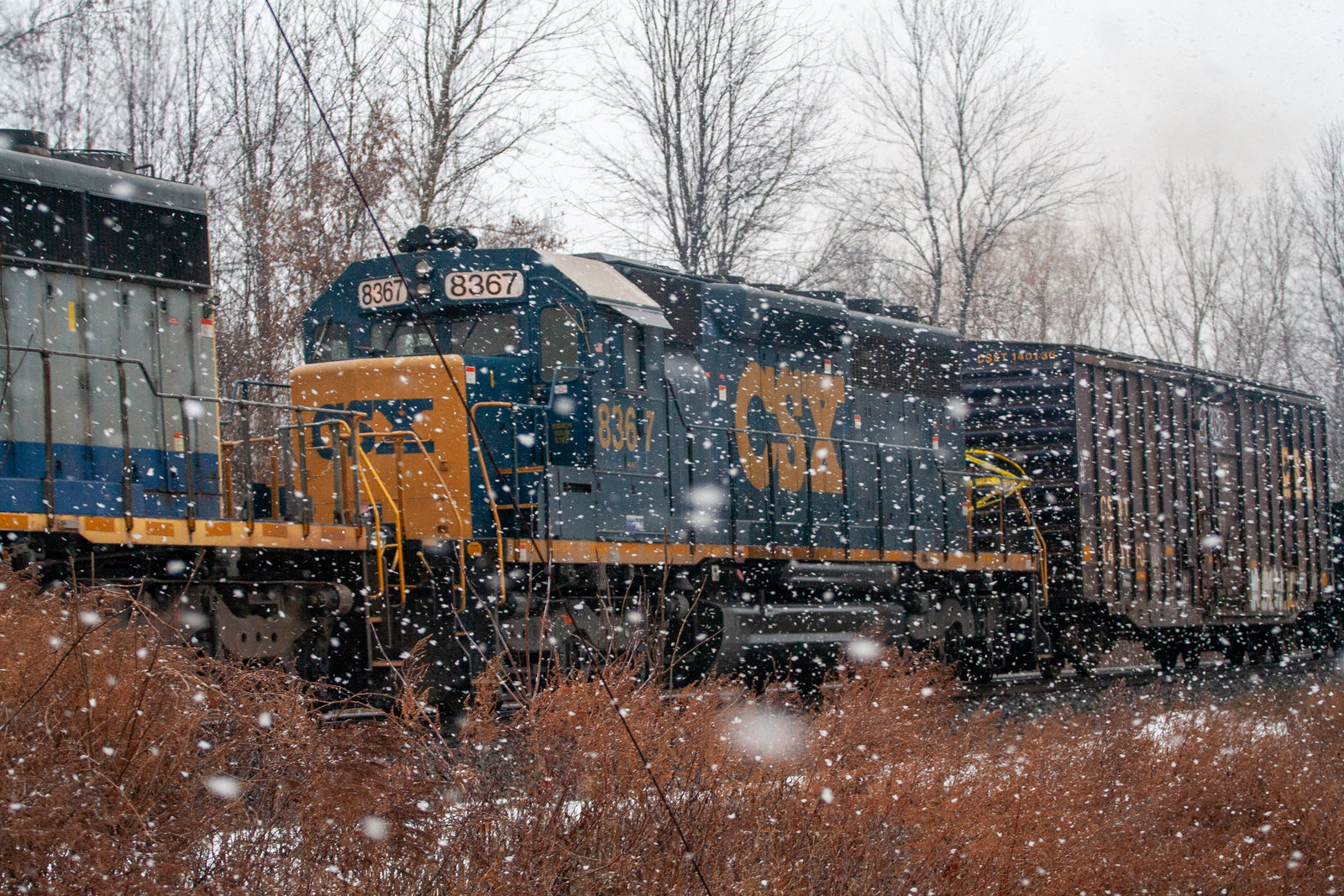 CSXT 8367