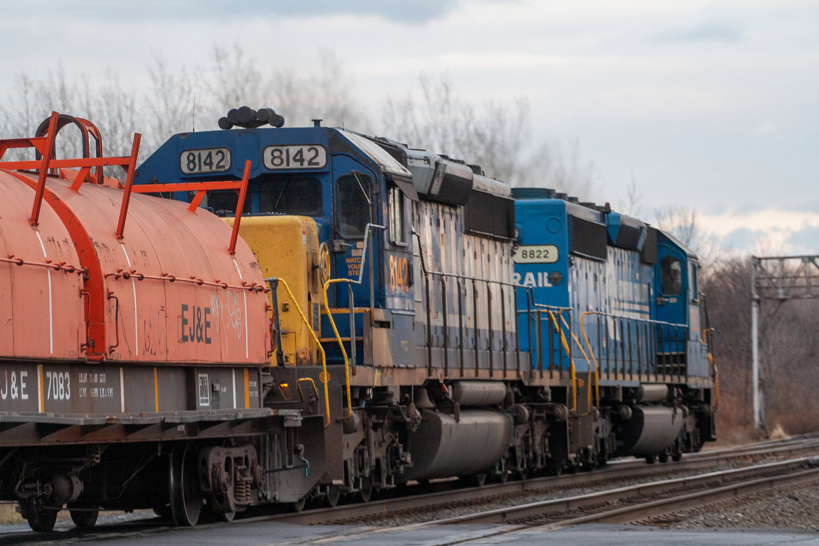 CSXT 8142