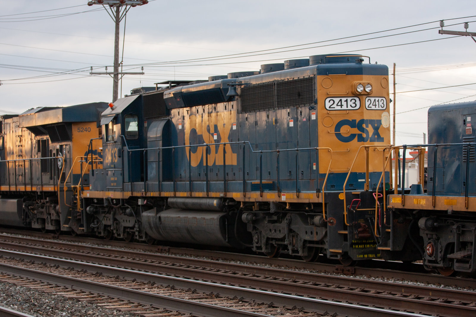 CSXT 2413