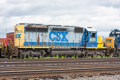 CSXT 8070