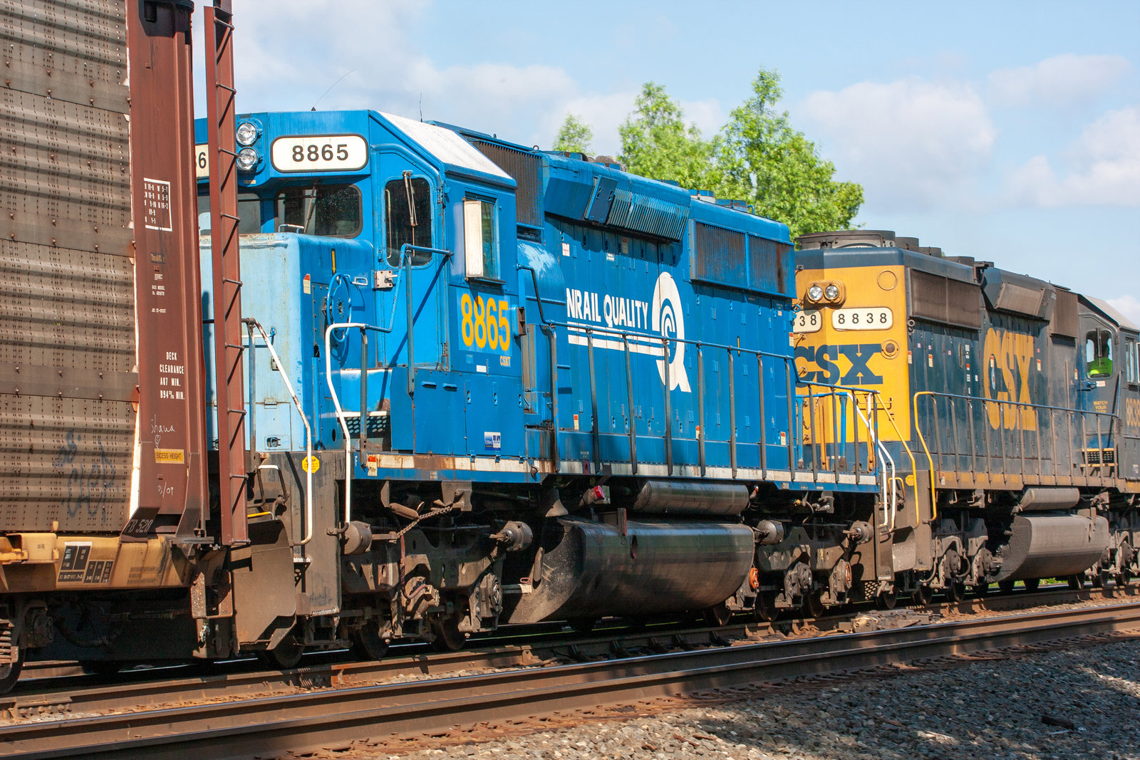 CSXT 8865