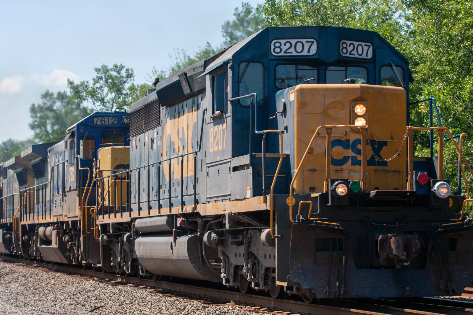 CSXT 8207