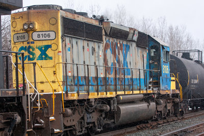 CSXT 8106