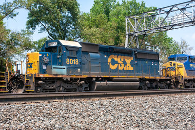 CSXT 8018