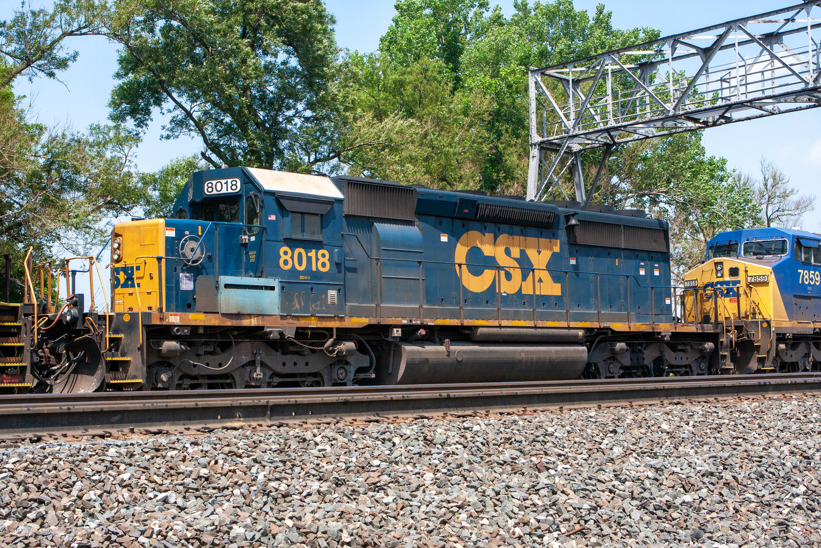 CSXT 8018