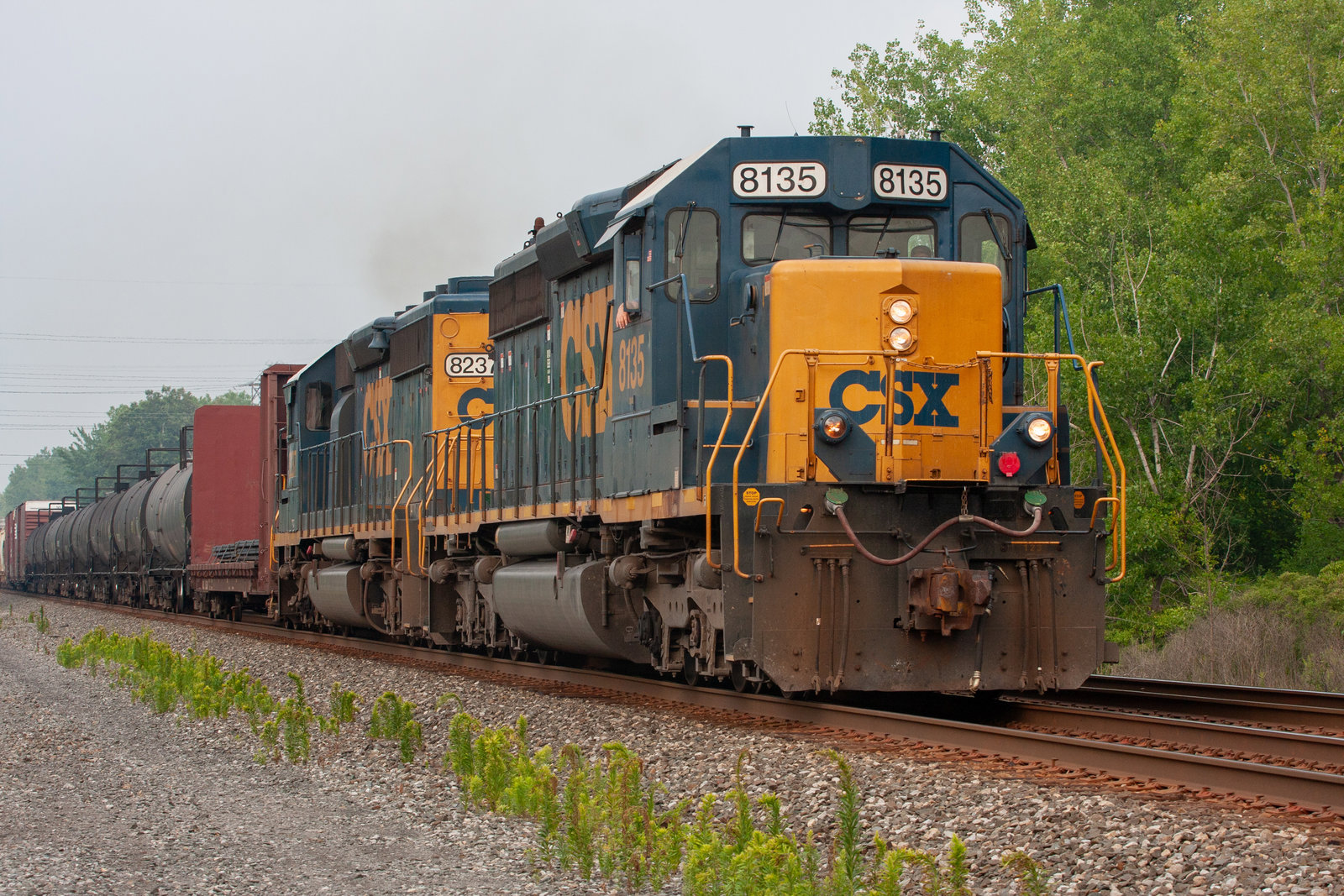 CSXT 8135