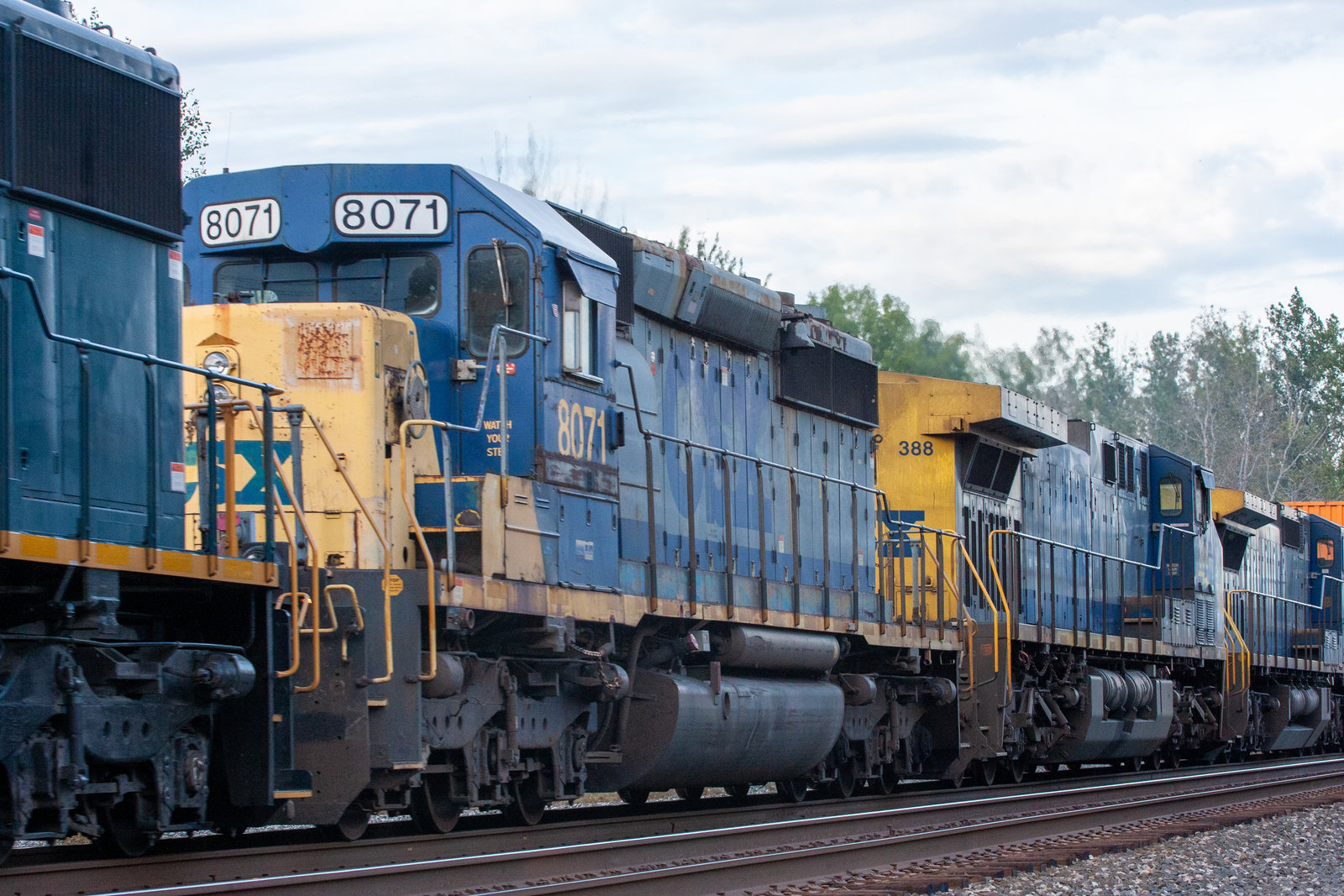 CSXT 8071