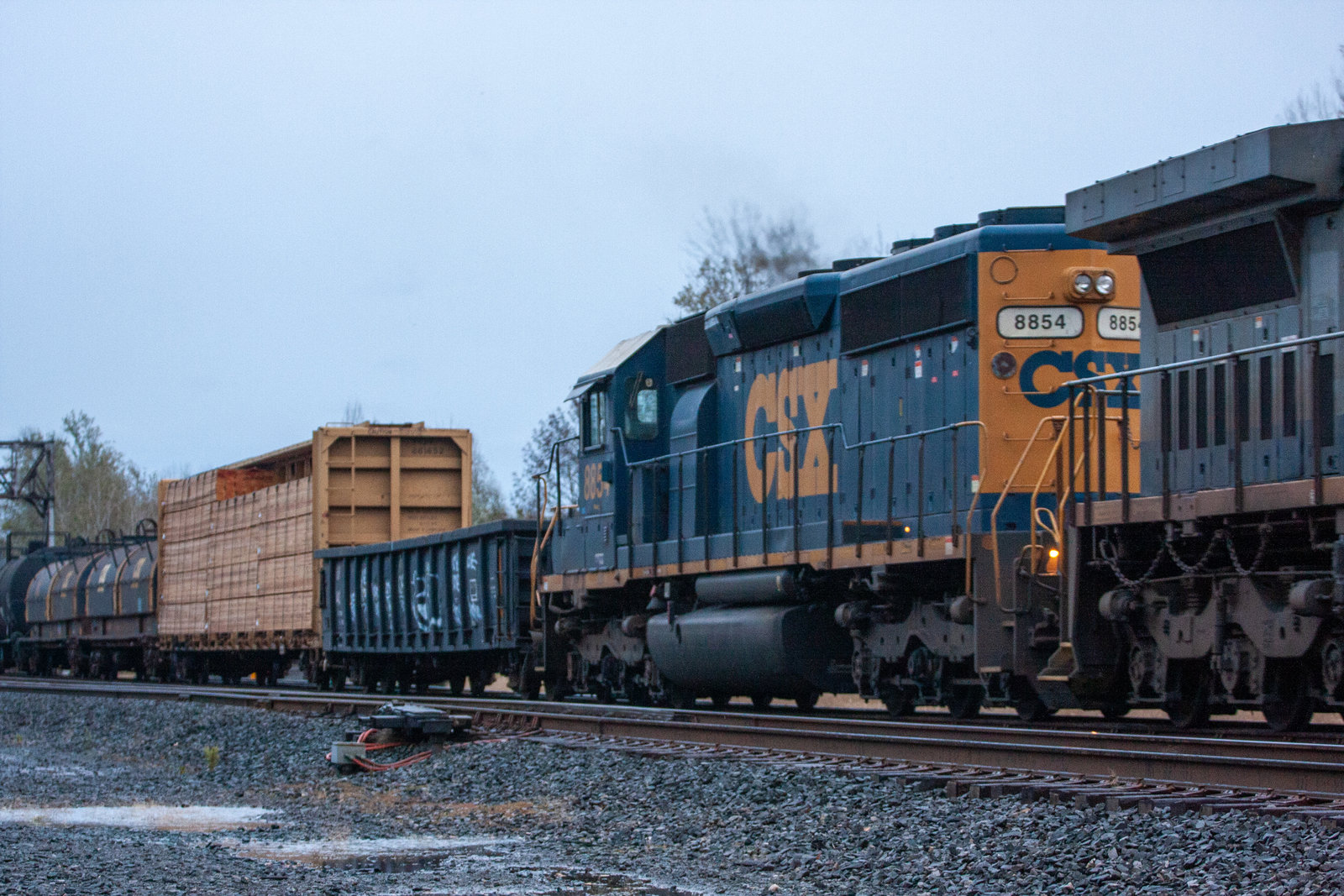 CSXT 8854