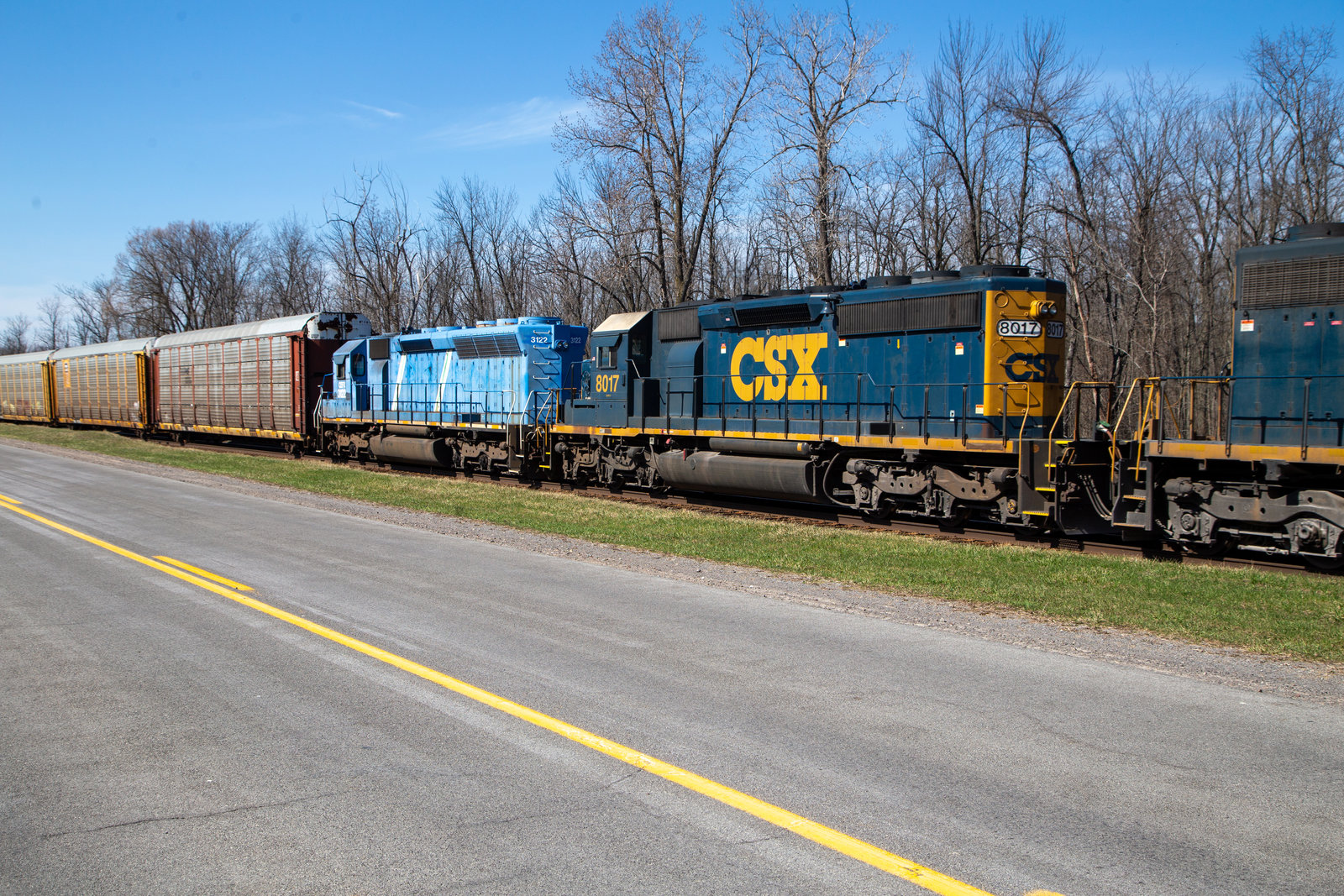 CSXT 8017