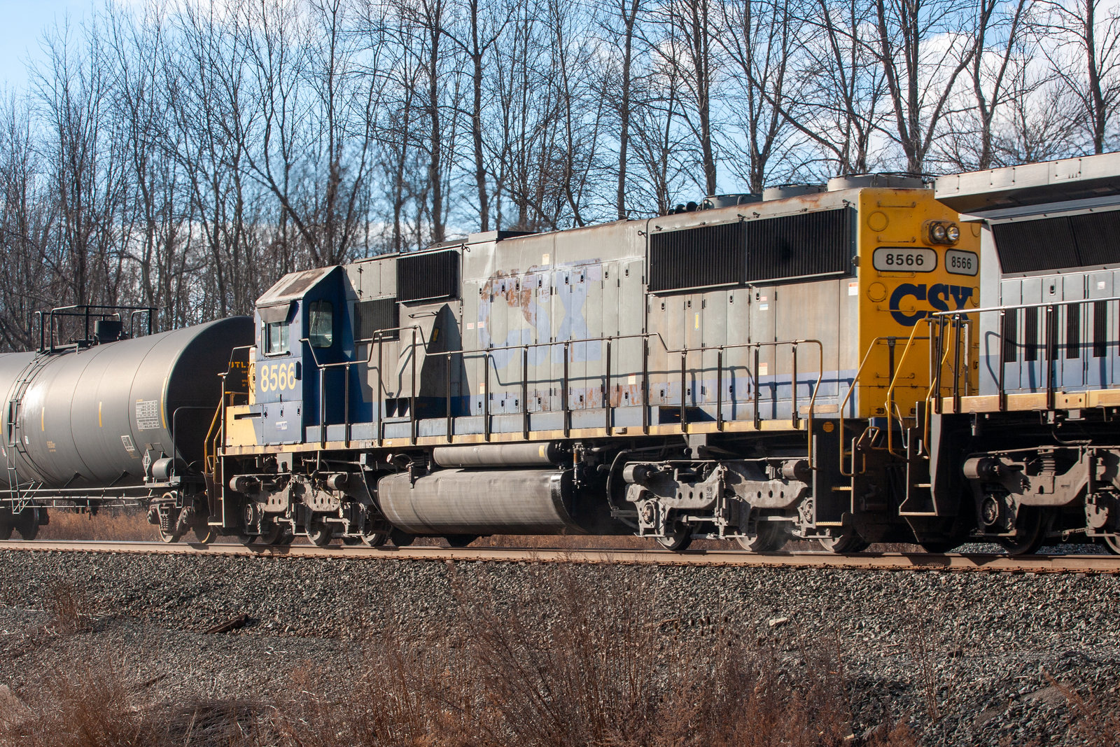 CSXT 8566