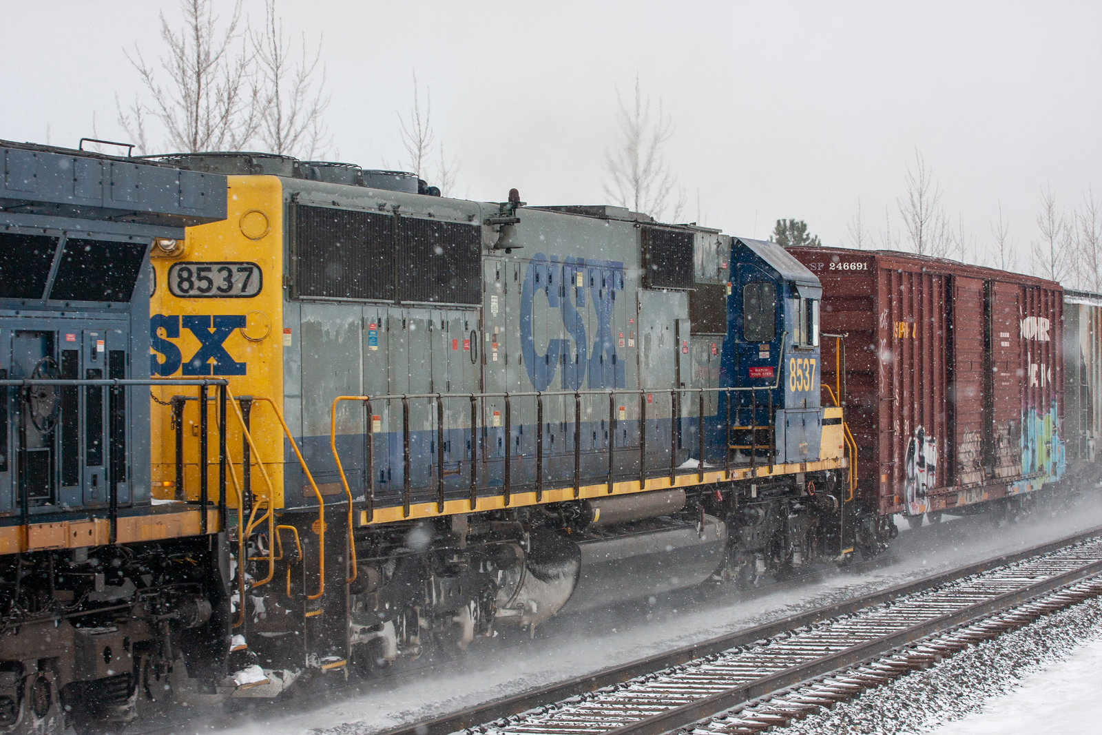 CSXT 8537