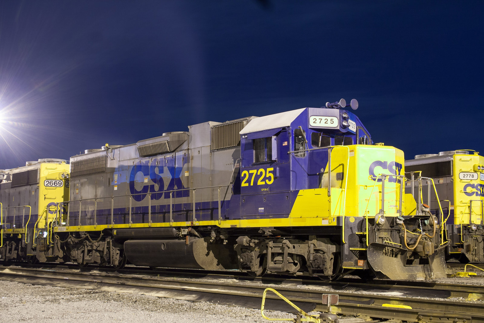 CSXT 2725