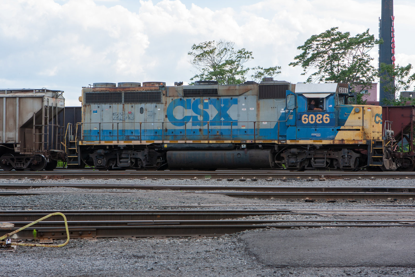 CSXT 6086