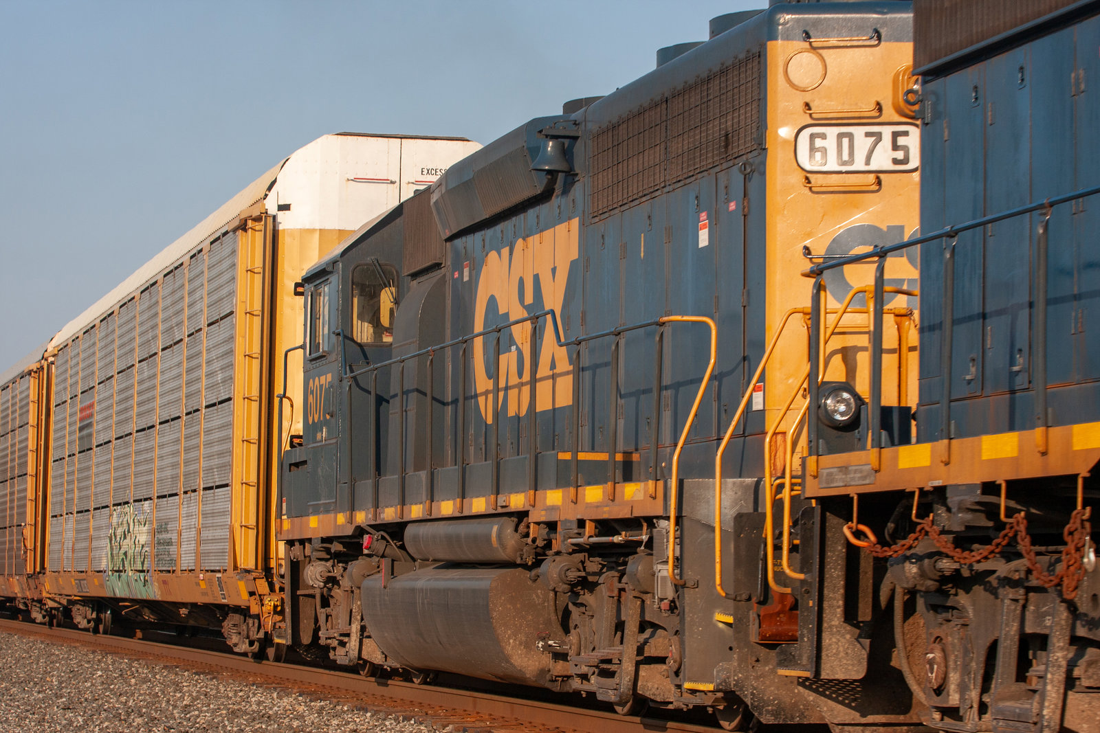 CSXT 6075