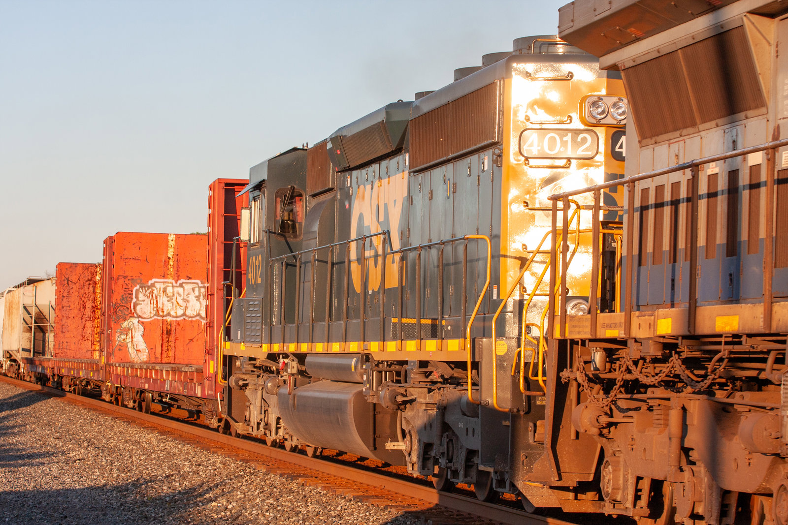 CSXT 4012