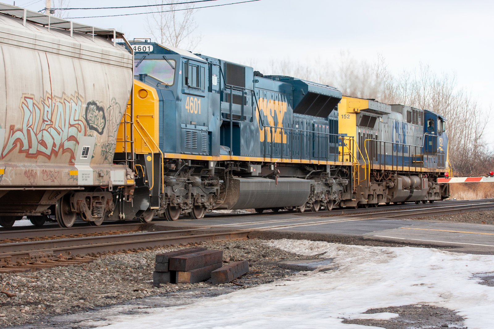 CSXT 4601