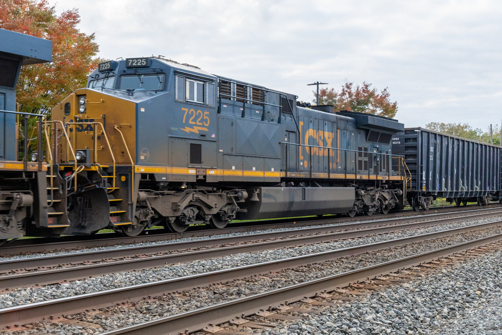CSXT 7225