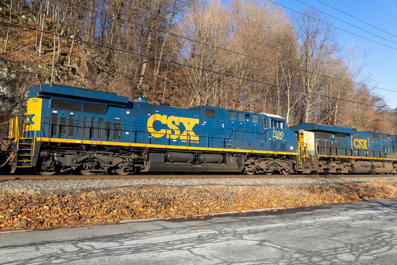 CSXT 7590