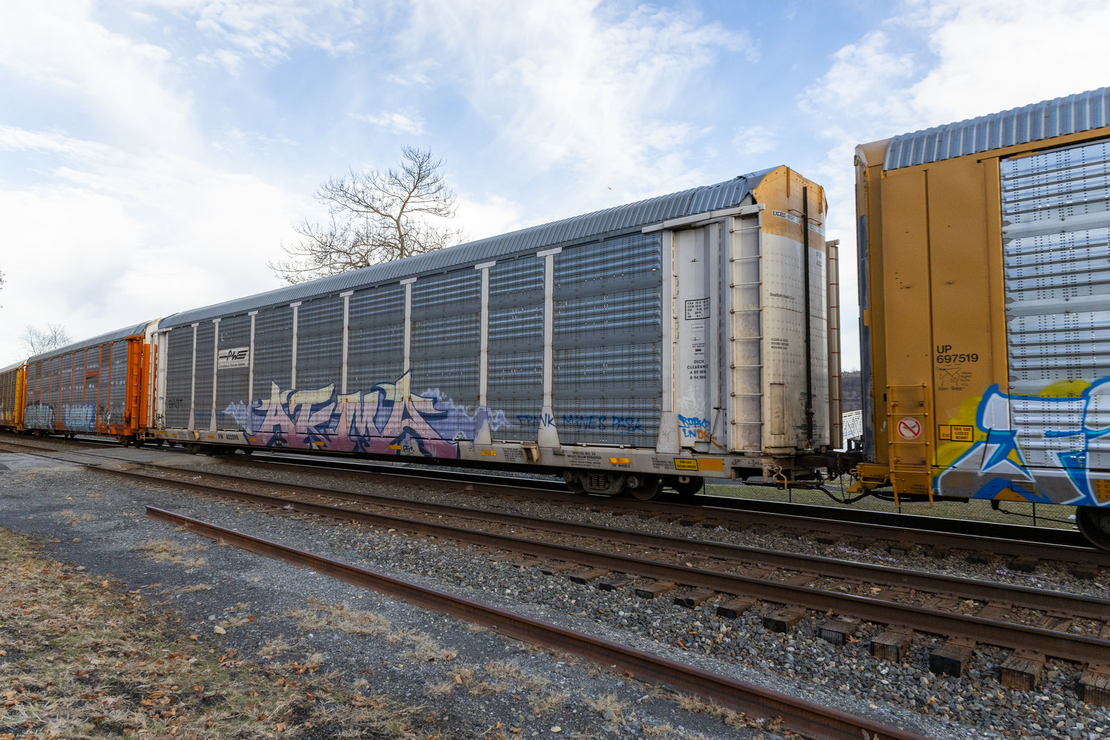 PW 402098