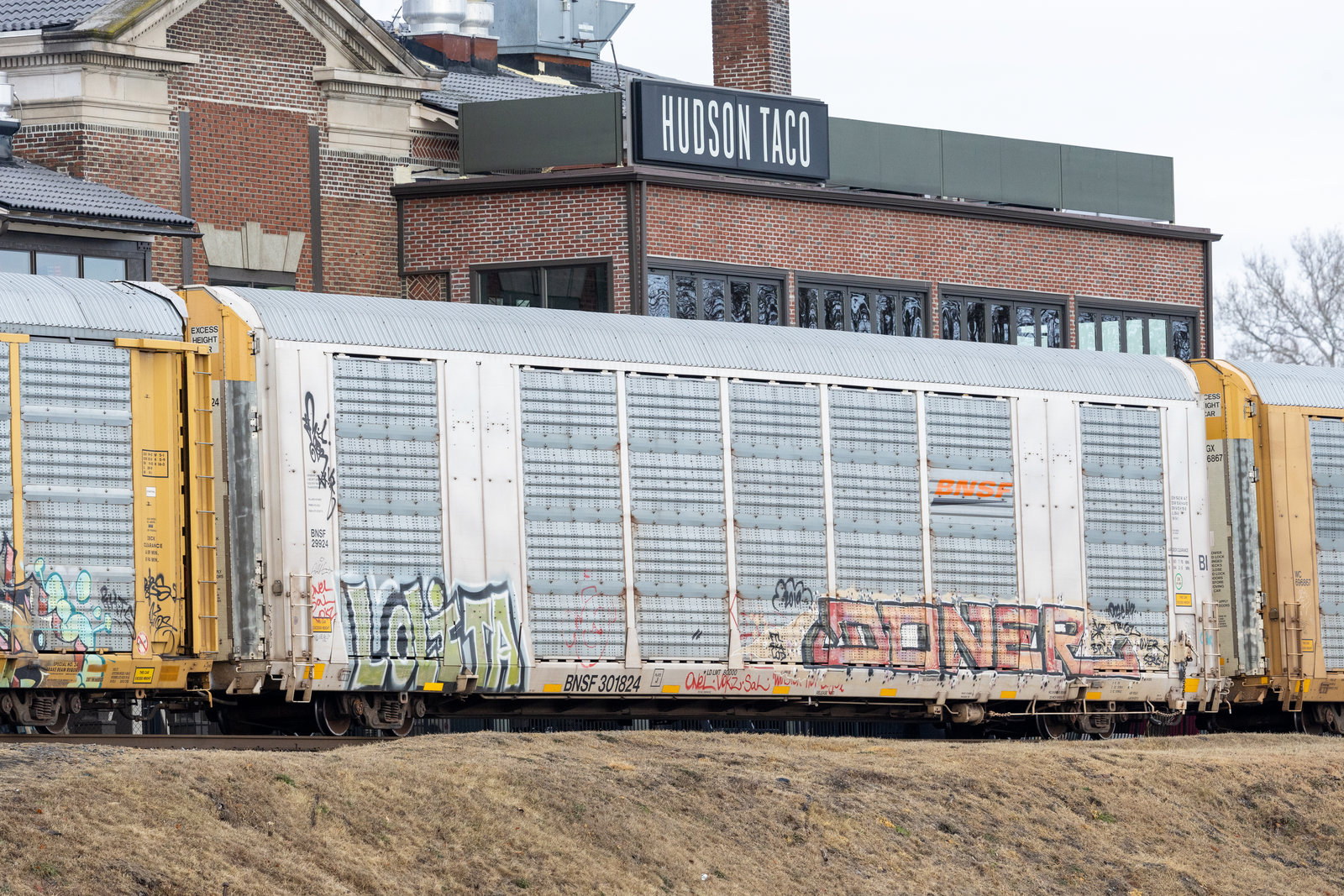 BNSF 301824