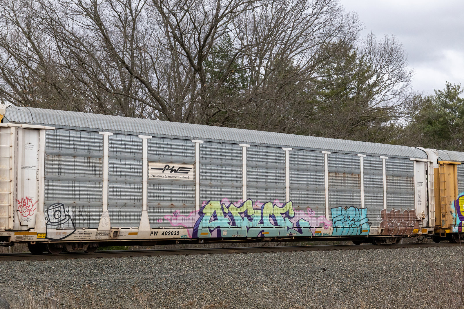 PW 402032