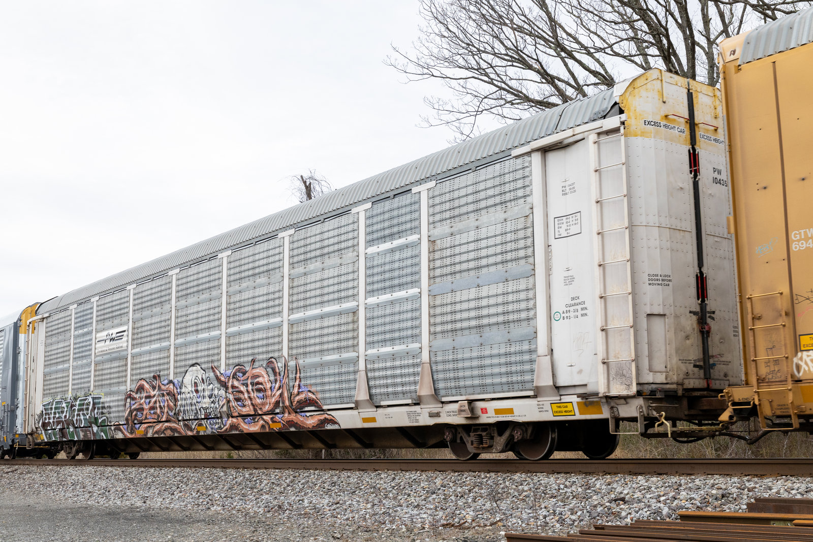 PW 104357