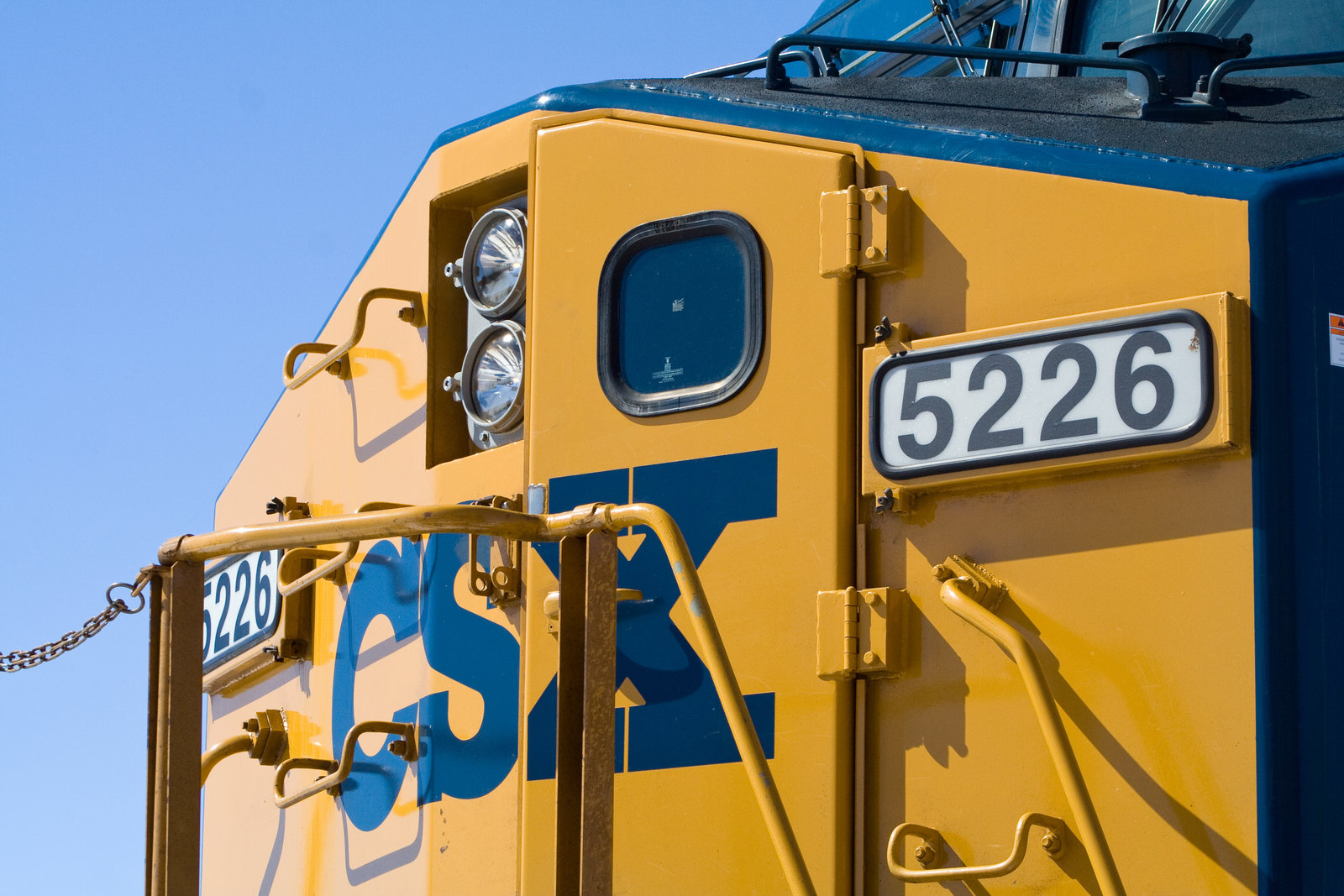 CSXT 5226