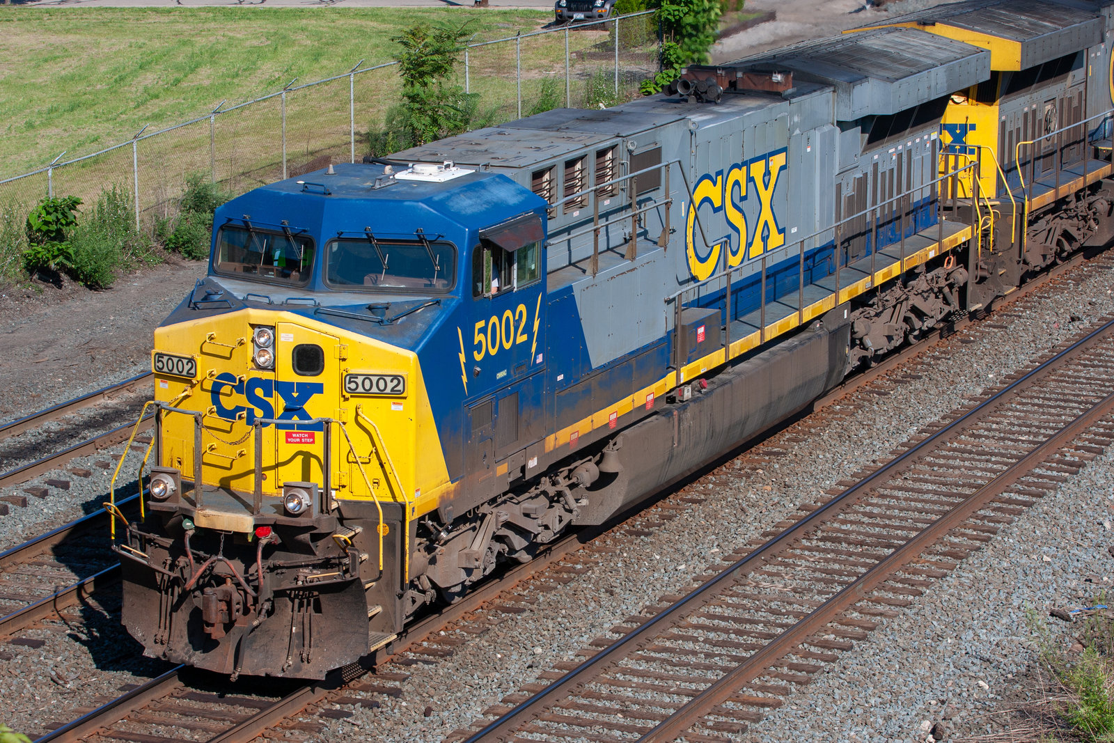 CSXT 5002
